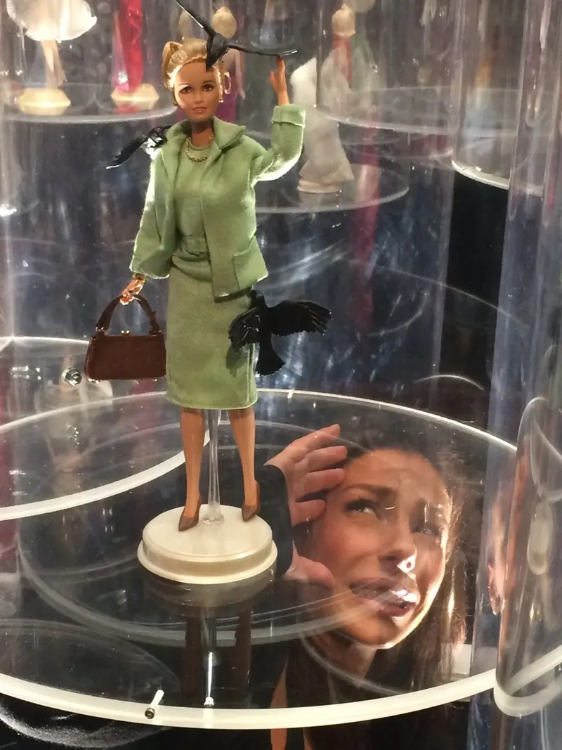 Barbie the Icon @ Mudec — #SelfieadArte di Clelia Patella