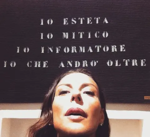 Vincenzo Agnetti, Ritratto d’artista — #SelfieadArte di Clelia Patella