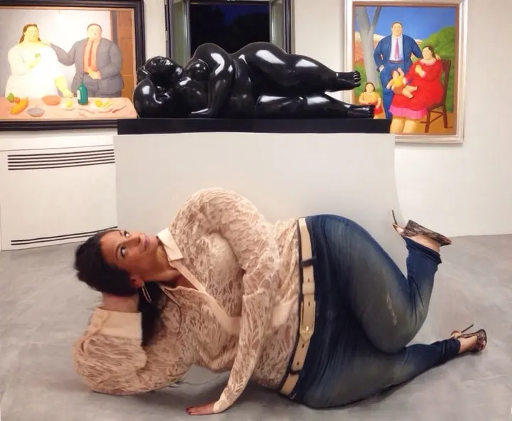 Fernando Botero, Lying Woman — #SelfieadArte di Clelia Patella