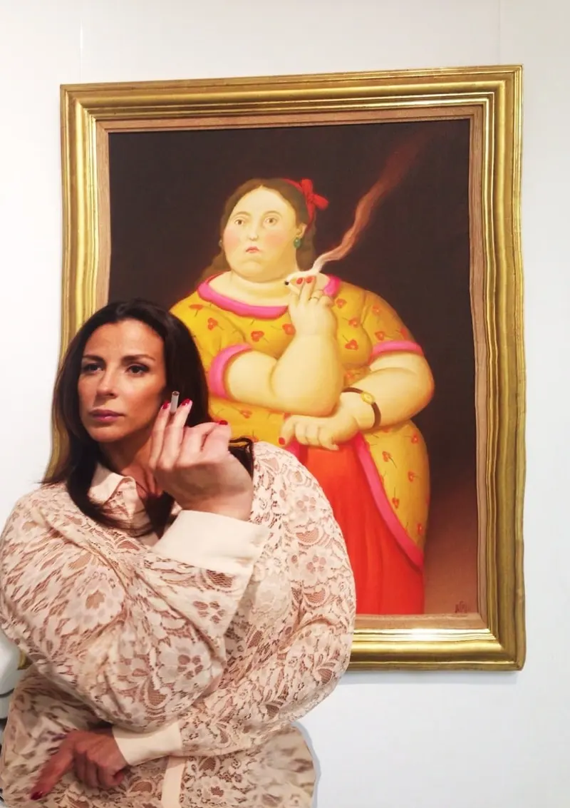 Fernando Botero, Smoking Woman — #SelfieadArte di Clelia Patella