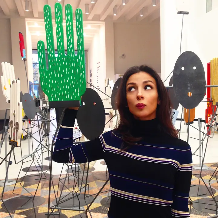 G. Jacchetti, Mano Ferita — #SelfieadArte di Clelia Patella
