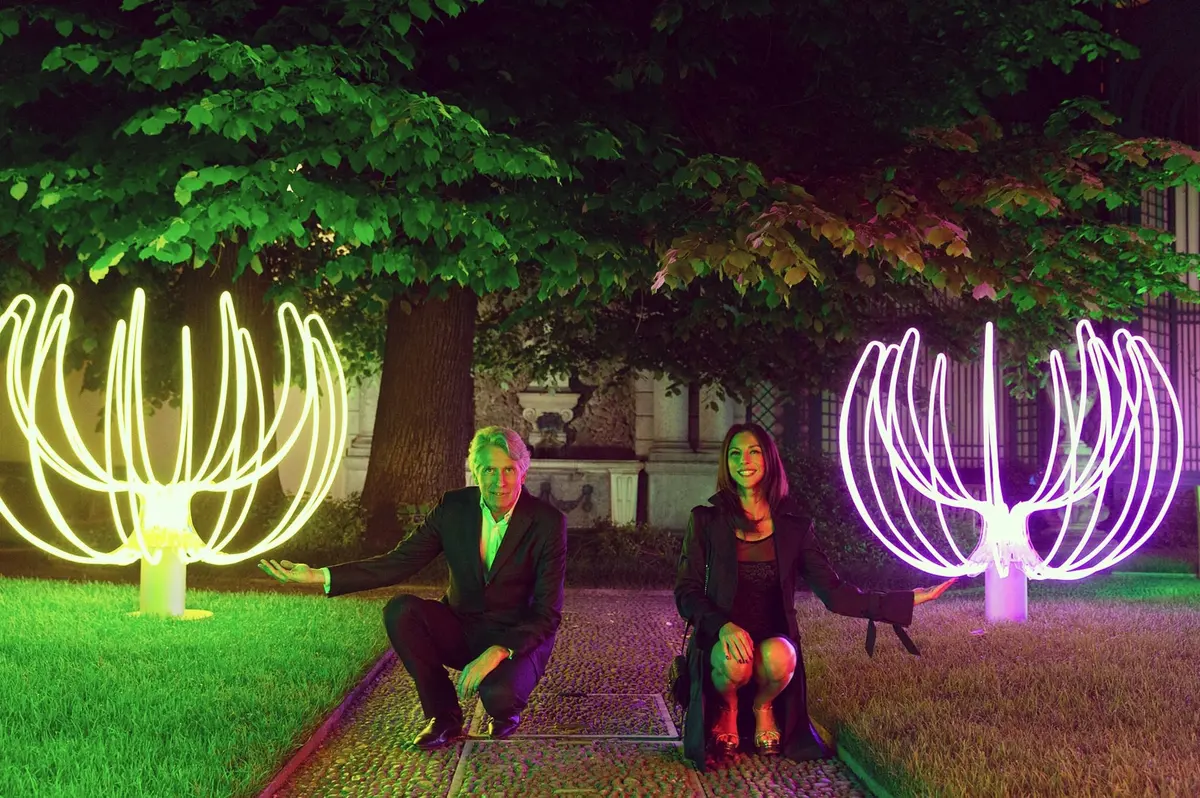 Luca Trazzi, Poesie di Neon — #SelfieadArte di Clelia Patella