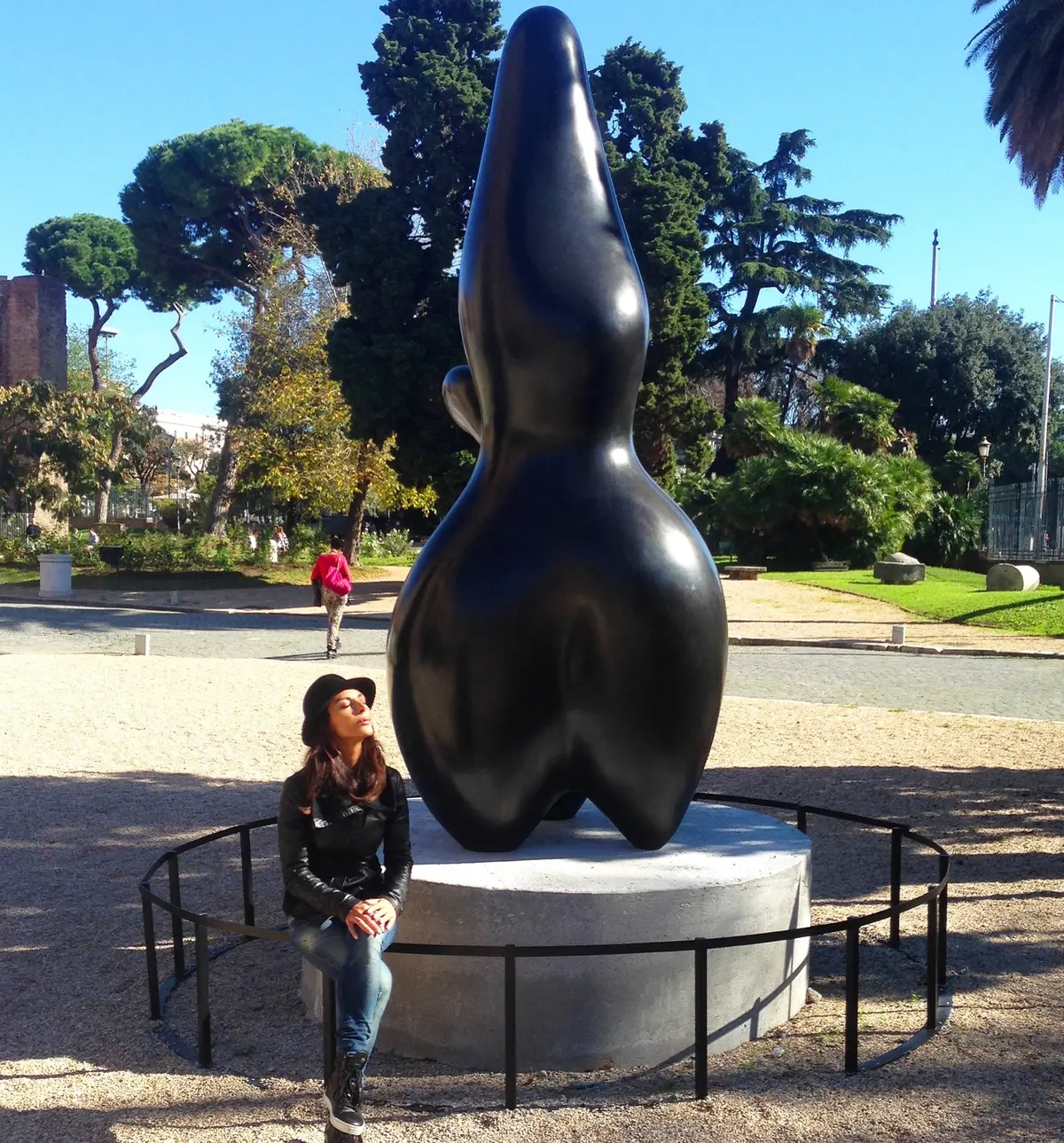 Jean Arp, Cloud Shepherd — #SelfieadArte di Clelia Patella
