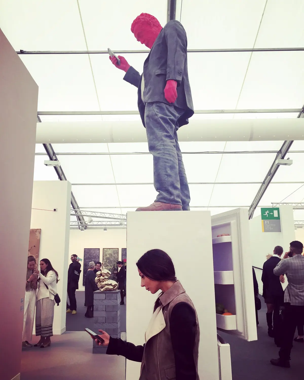 Urs Fischer - Francesco, 2017 Sadie Coles HQ — #SelfieadArte di Clelia Patella