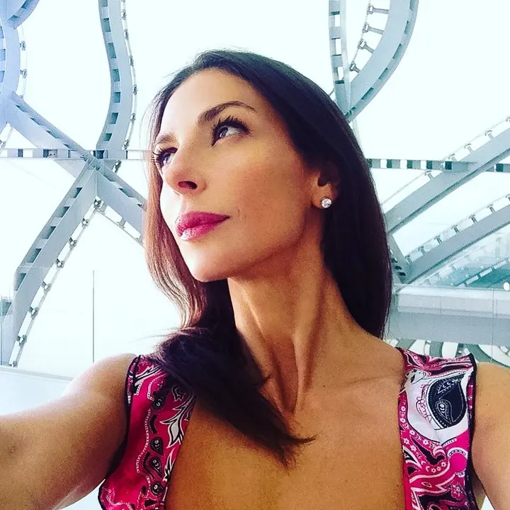 & Nuvola di Fuksas — #SelfieadArte di Clelia Patella