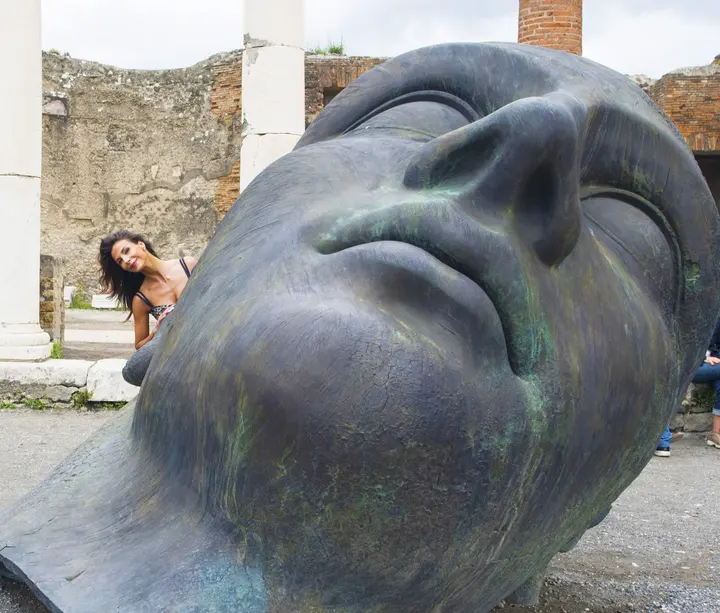 Igor Mitoraj @ Pompei — #SelfieadArte di Clelia Patella